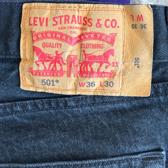 Levis 501 jeans men’s size 36x30 button fly - Picture 3 of 6